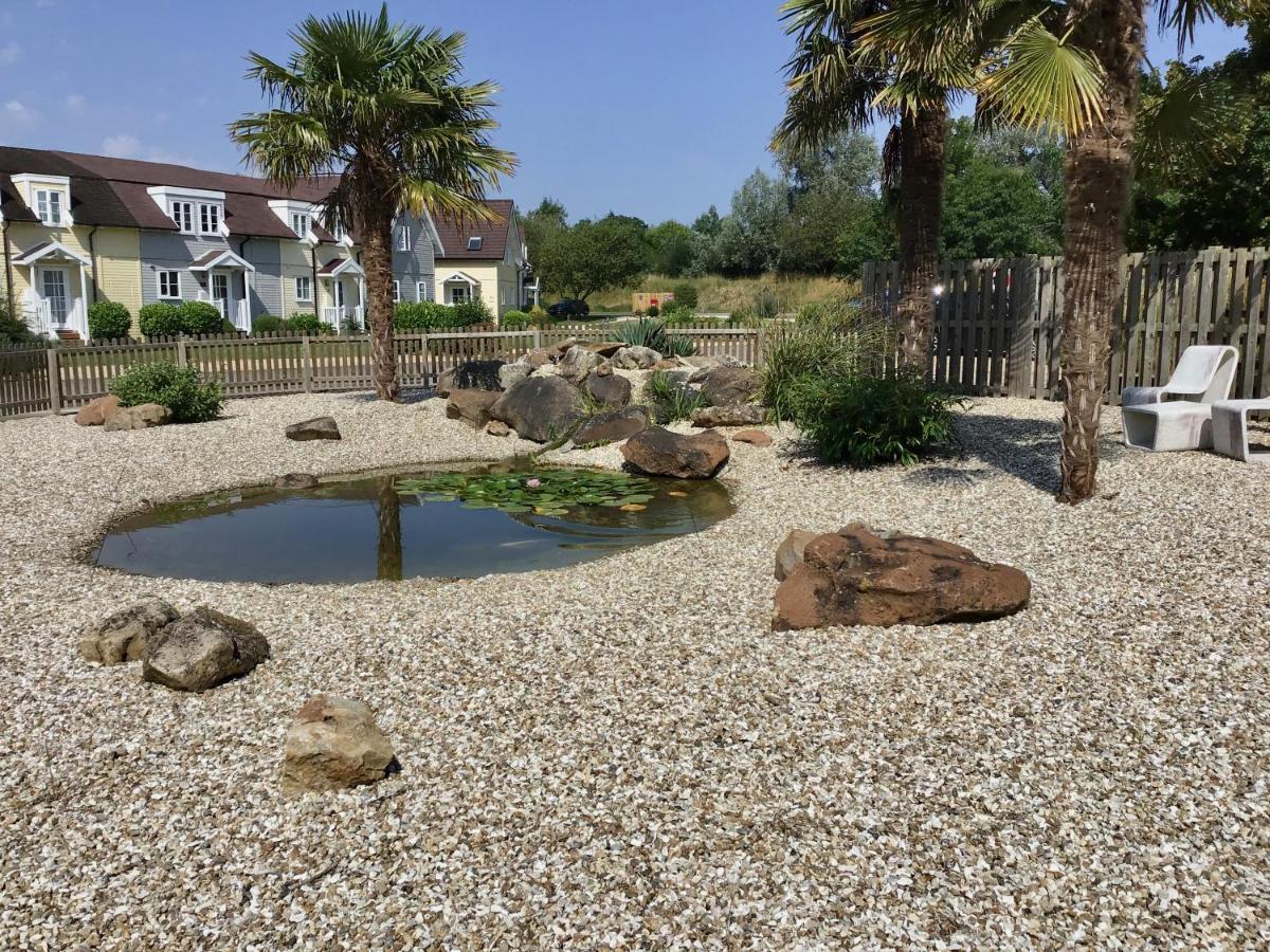 'That One' Our Cotswold Lakeside Lodge Cirencester Exteriér fotografie